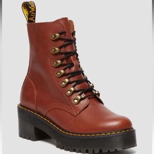 Dr. Martens Leona Boot Saddle Brown Size 6- worn once!